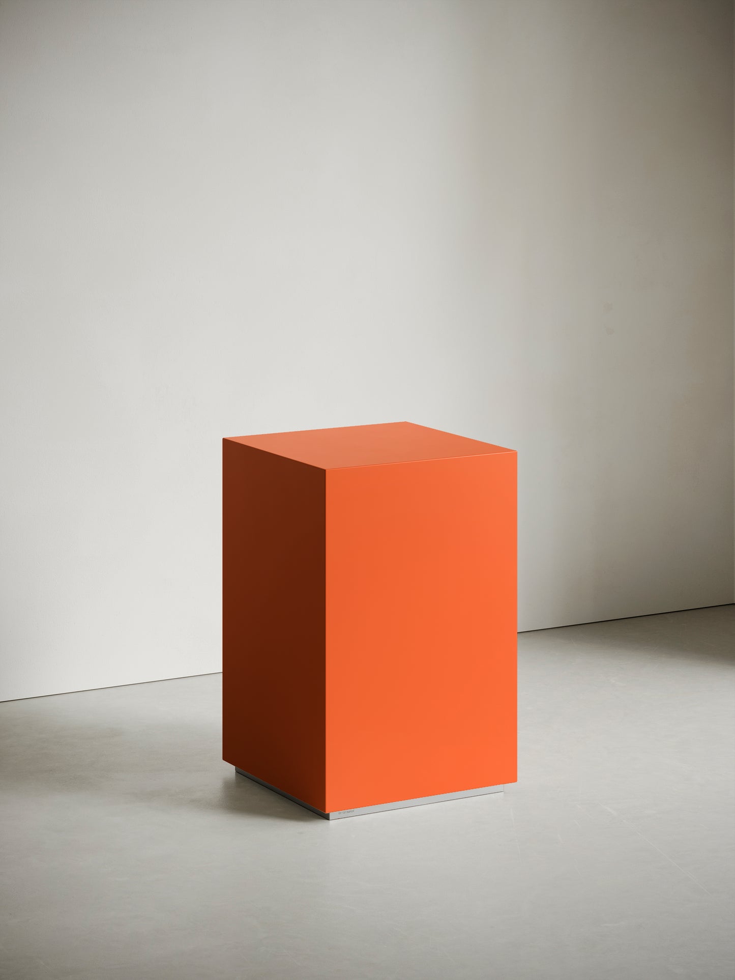 Display Columns | Classic Orange