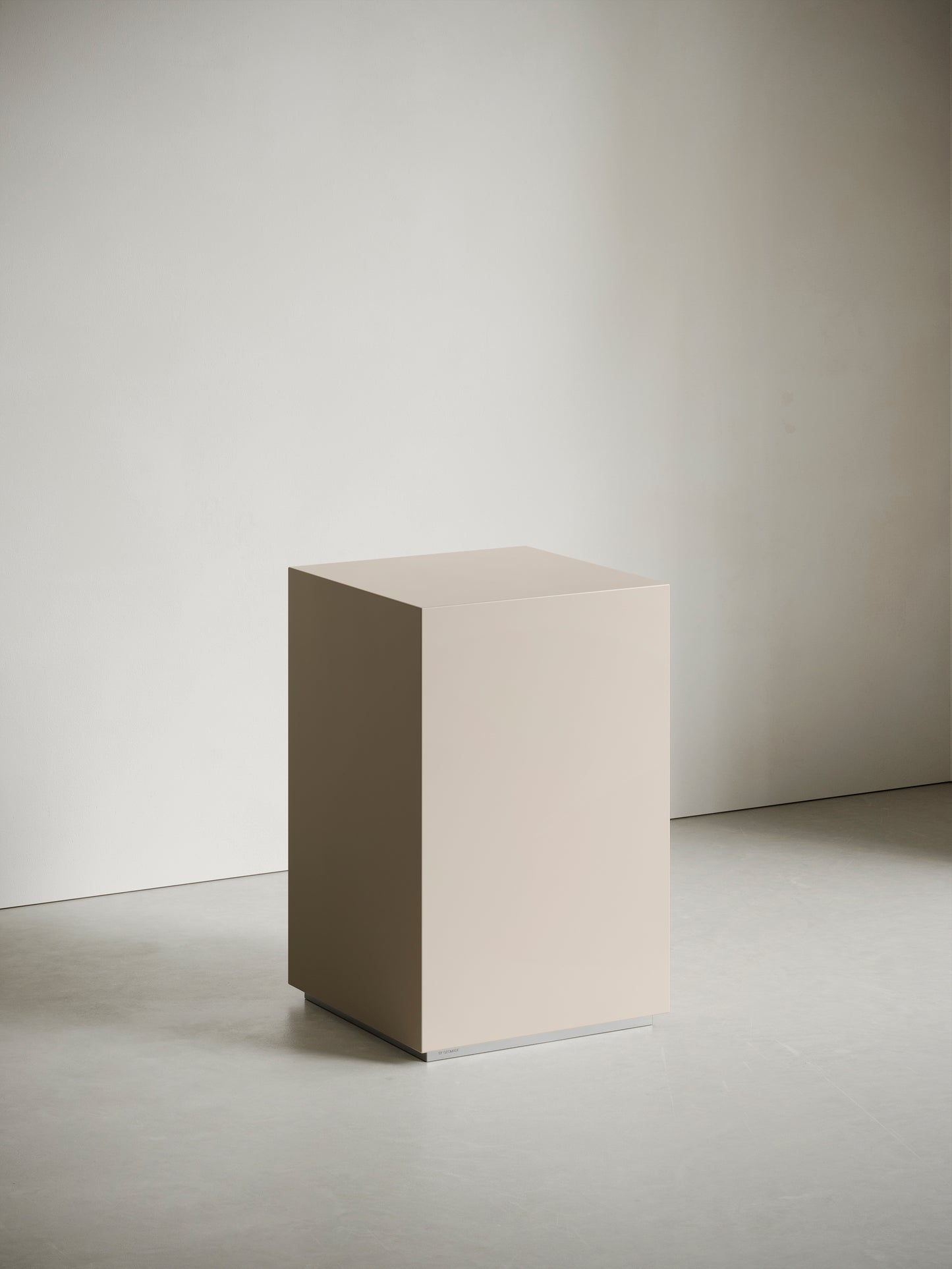 Display Columns | Cream Beige