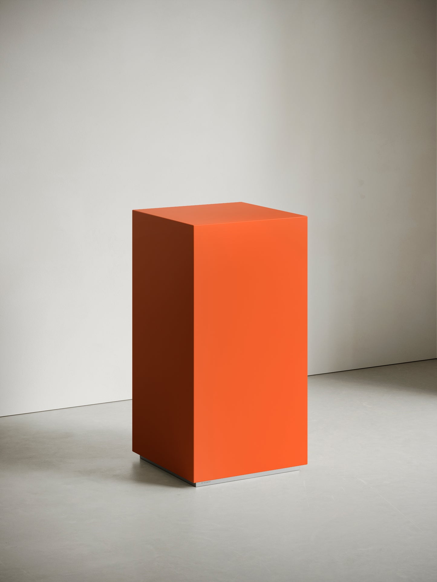 Display Columns | Classic Orange