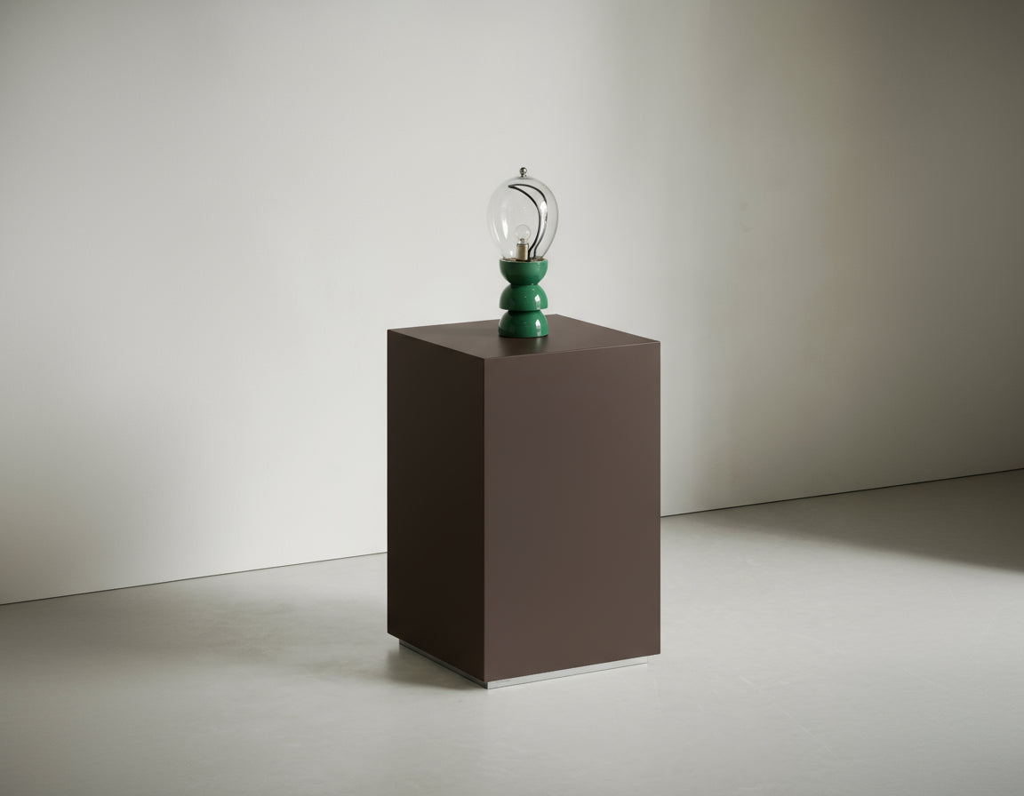 Display Columns | Dark Brown